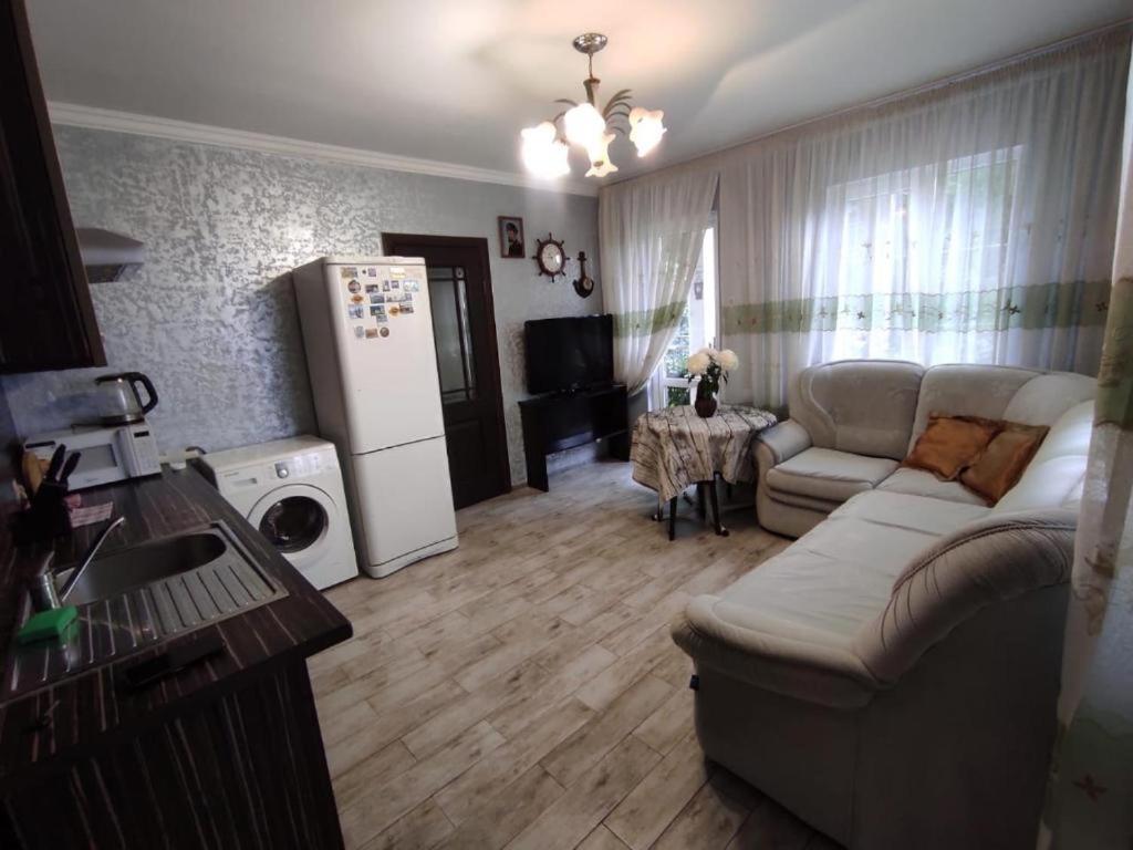 Guest House Chalet Agave Gagry Zewnętrze zdjęcie